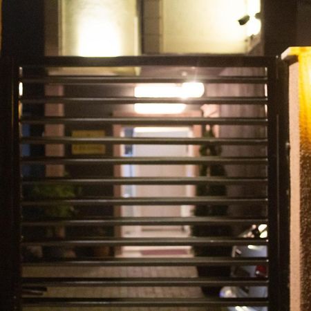 Hotel Living Suto Orizari Eksteriør billede